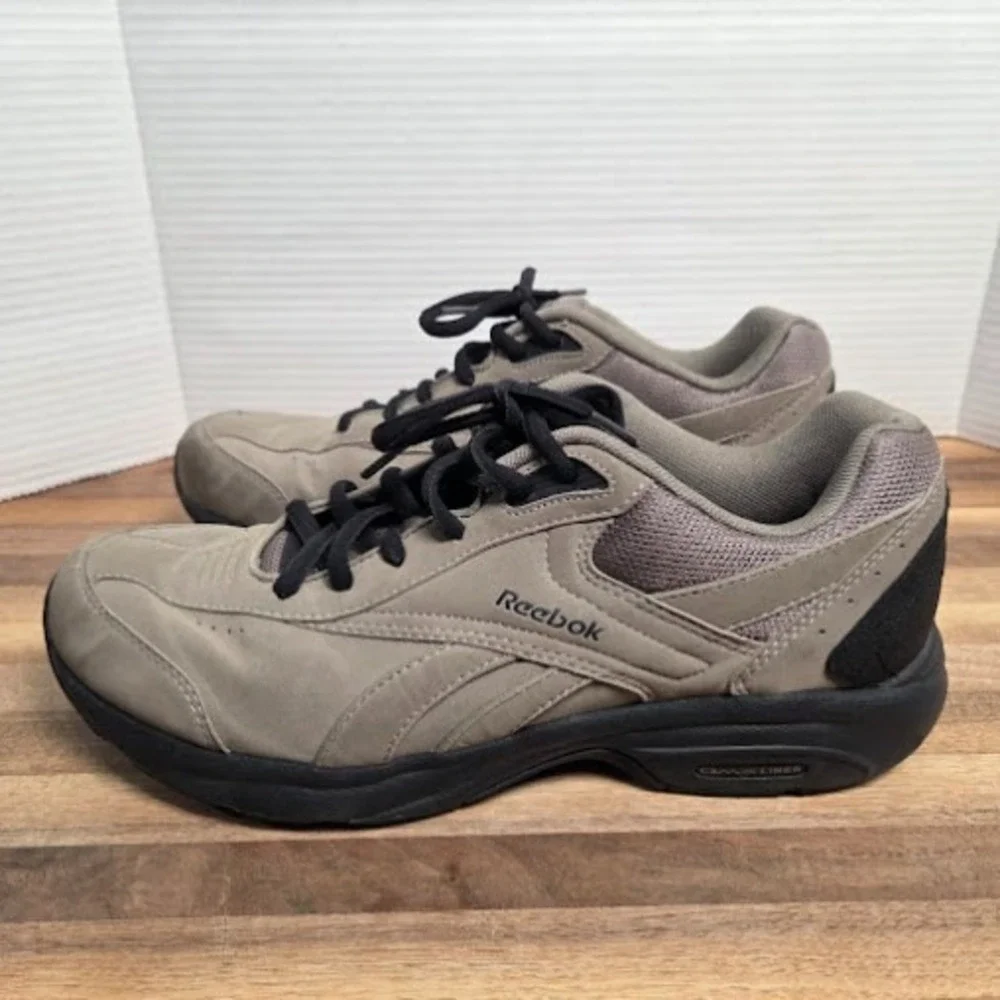 Reebok Walk Ultra 7 DMX Max Men's 10 Taupe Athletic Walking Sneakers‎ RB 412 KTS